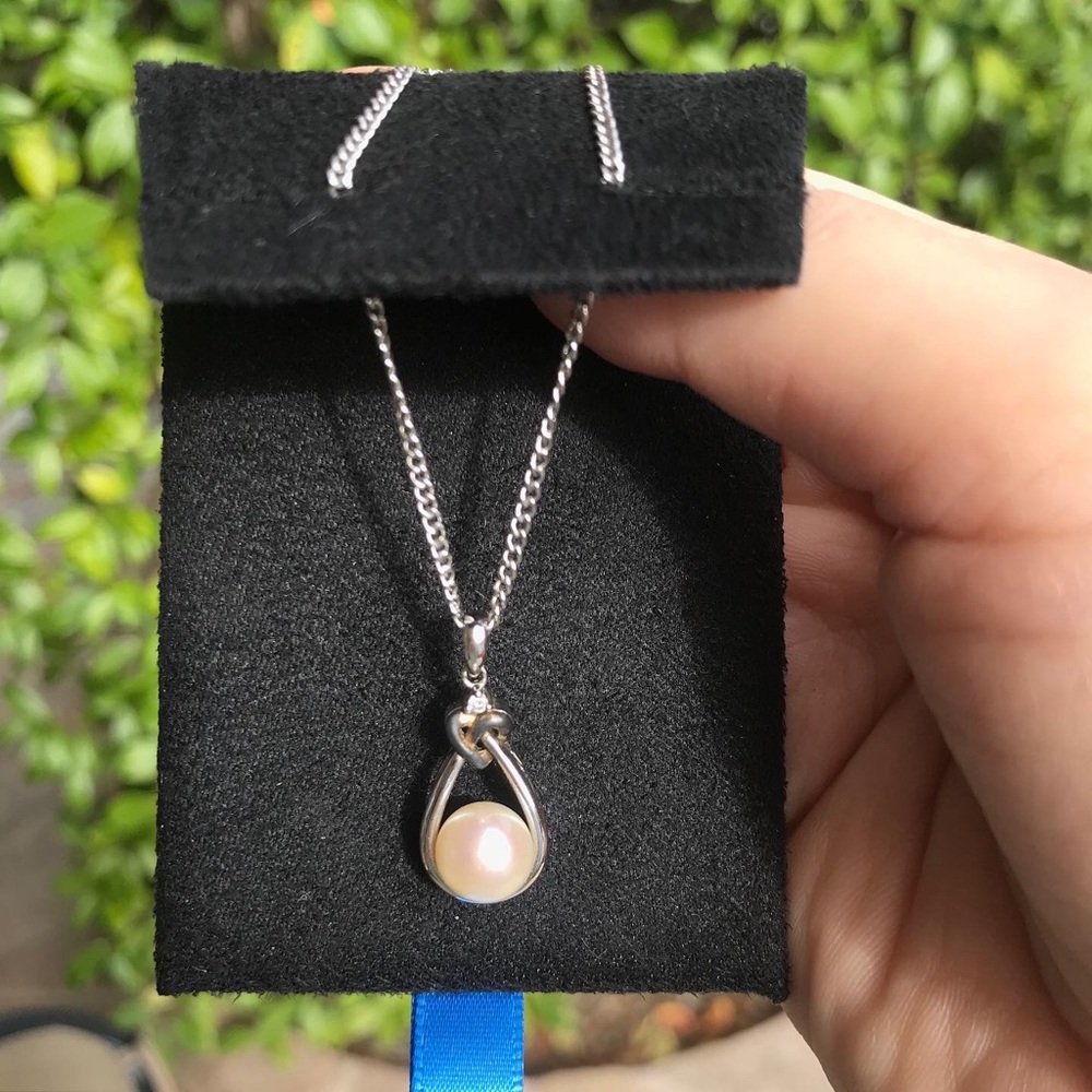Authentic Pearl Drop Necklace